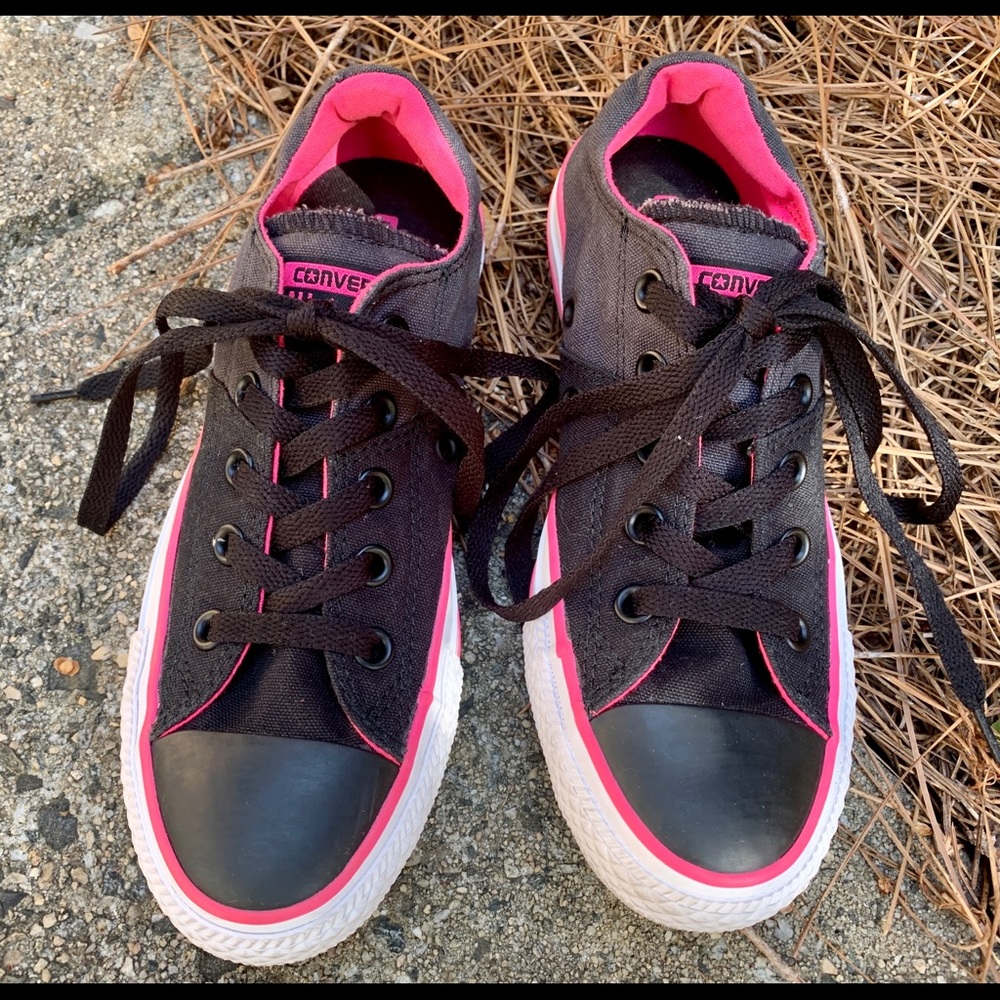 Converse - Picture 2 of 6